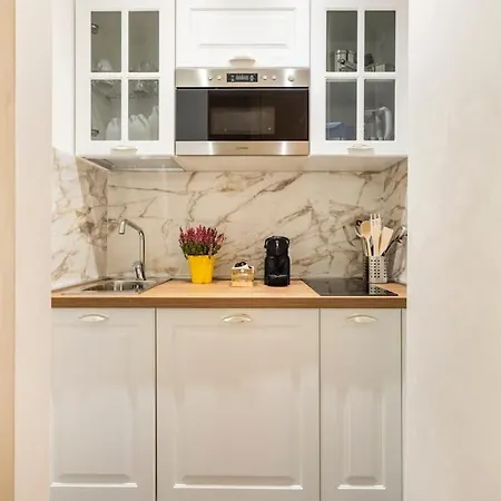 Sweet Life Trevi 2 Apartamento *